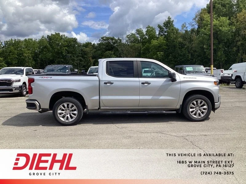 Used 2021 Silver Chevrolet Custom image 8