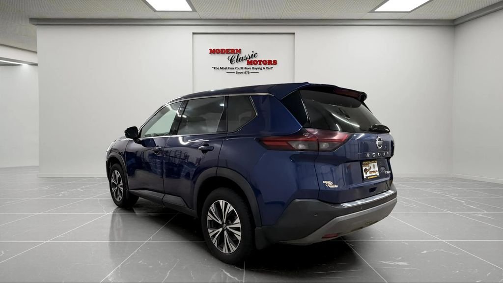 Used 2021 Blue Nissan SV image 15