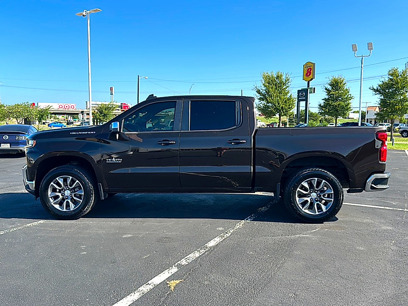 Used 2019 HAVANA BROWN METALLIC Chevrolet LT image 5