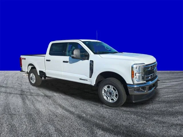 New 2026 Oxford White Ford F-350® XLT image 2