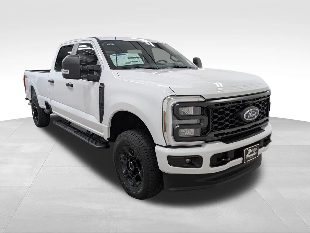 New 2026 Oxford White Ford F-250® XL image 22