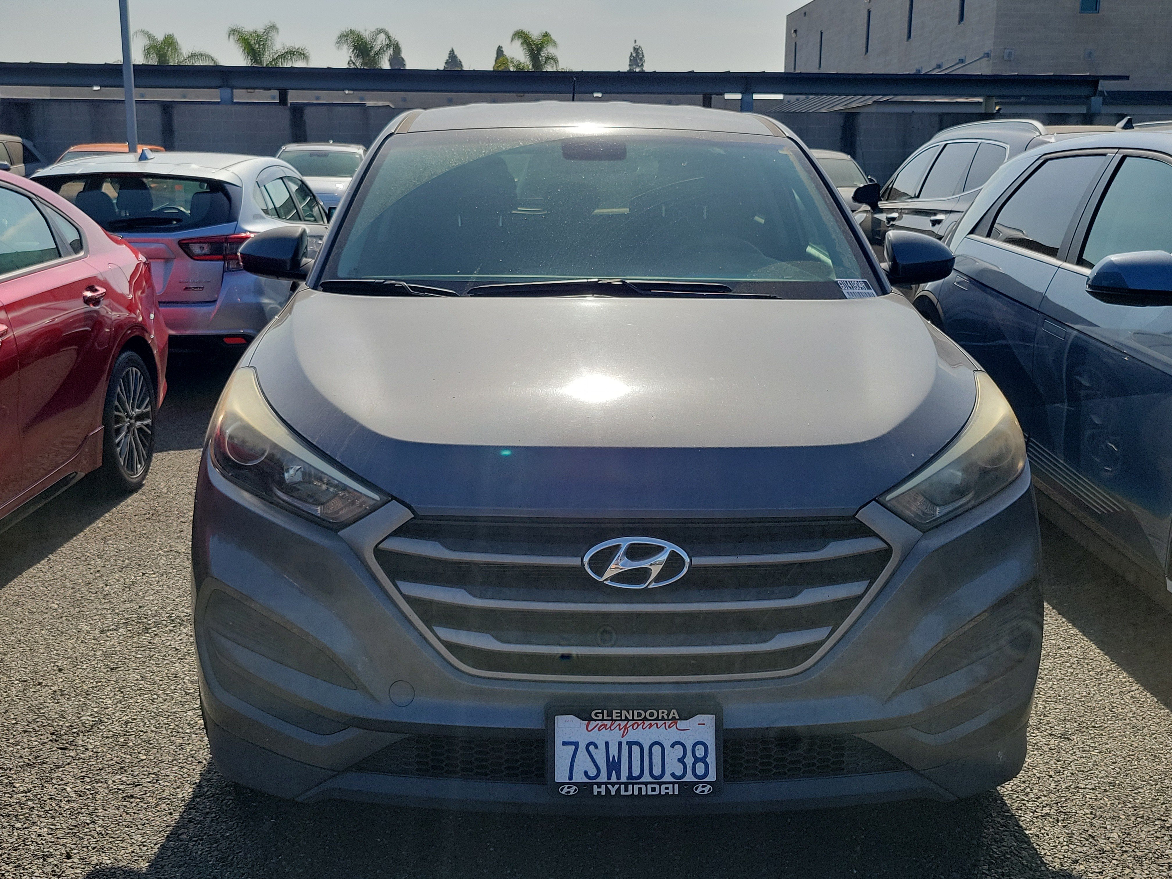 Used 2016 Coliseum Grey Hyundai SE image 2