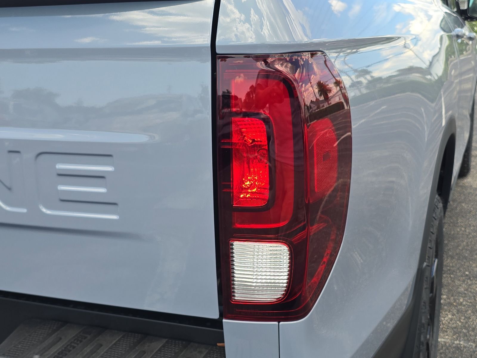 New 2026 Sonic Gray Pearl Honda Black Edition image 8