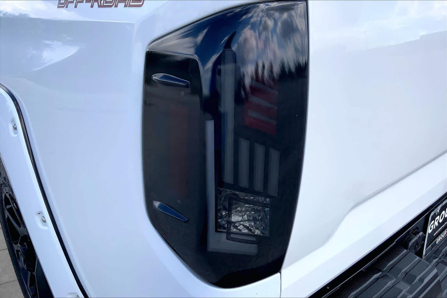 Used 2020 Super White Toyota SR5 image 28