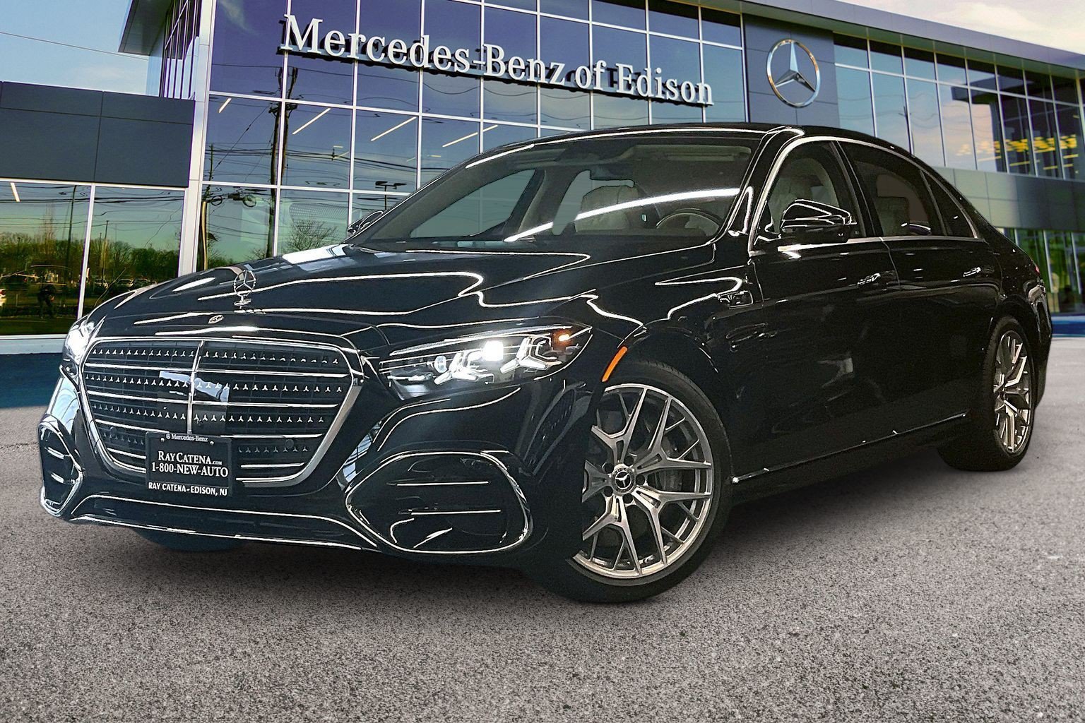 New 2027 MANUFAKTUR Black Sparkling Mercedes-Benz S 580 image 14