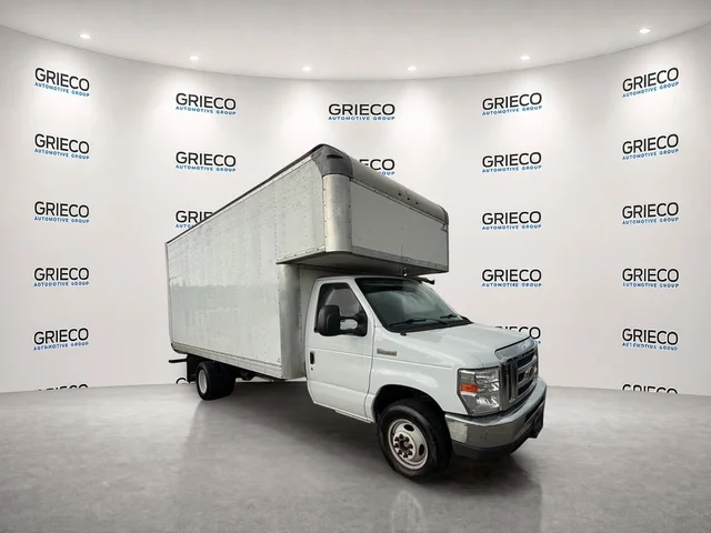 2019 Ford E-450SD Base
