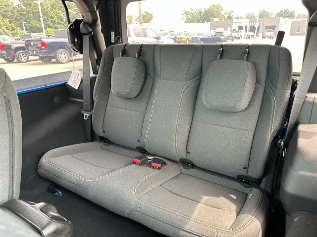 Used 2025 Blue Pearl Jeep Sport S image 26