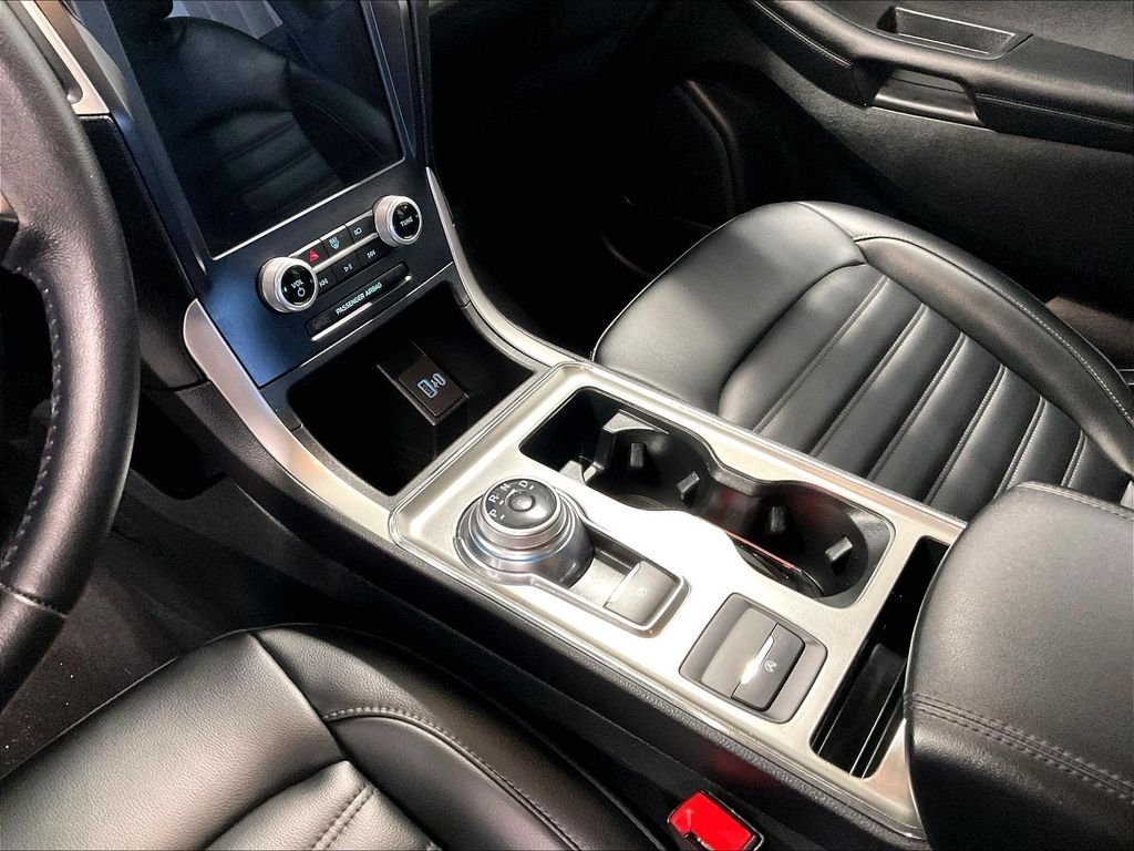 Used 2022 Oxford White Ford SEL image 20