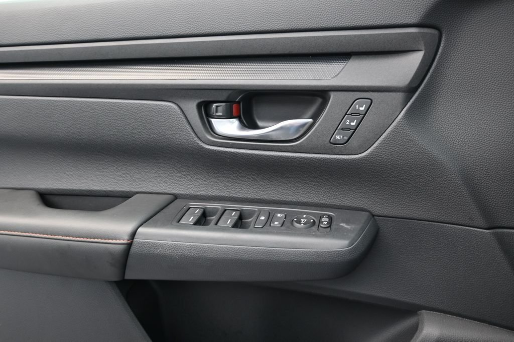Used 2025  Honda Sport-L image 16