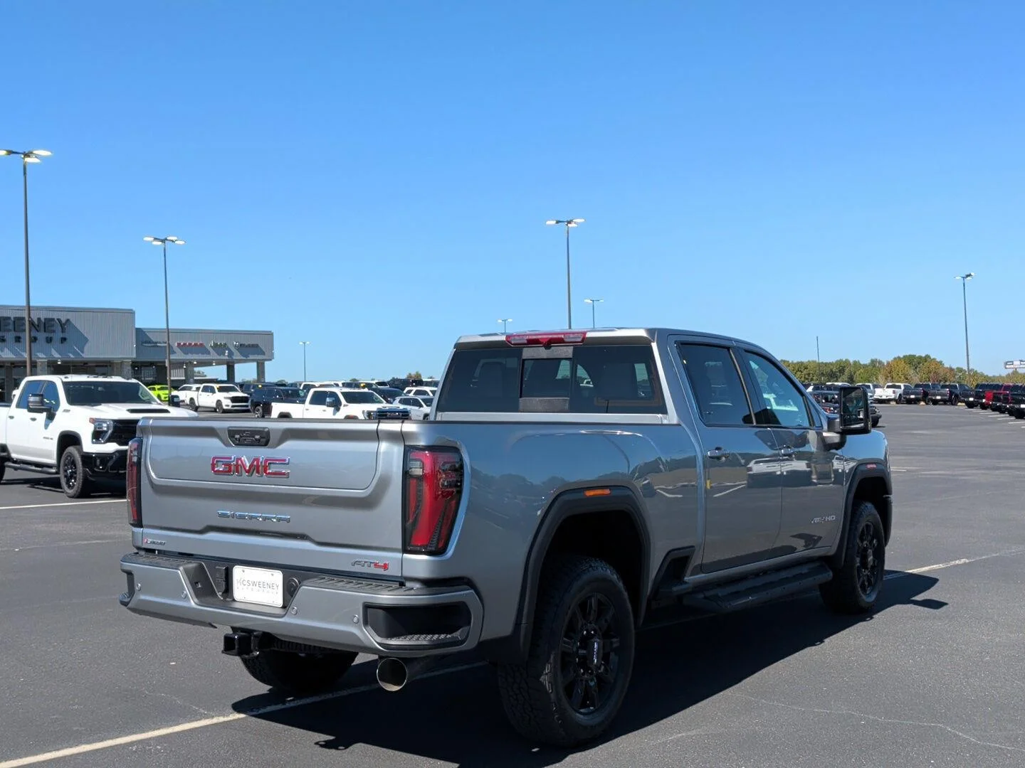 New 2026 Sterling Metallic GMC AT4 image 5