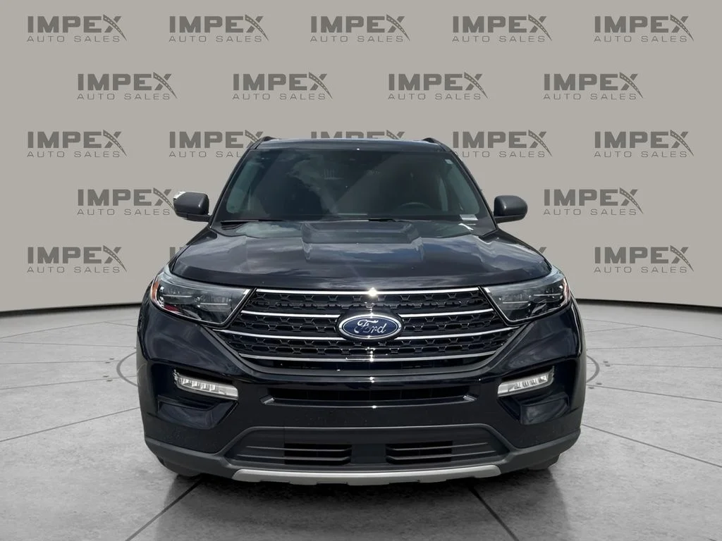 Used 2023 Black Ford XLT image 8