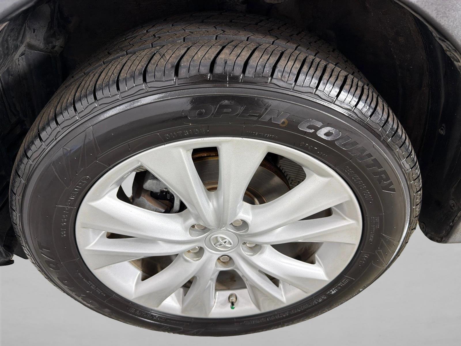 Used 2015 Blue Crush Metallic Toyota Limited image 13
