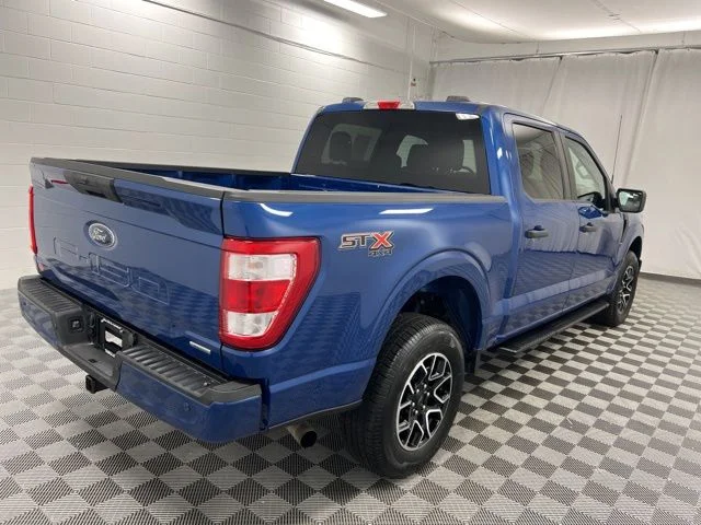 Used 2023 Blue Ford XL image 5