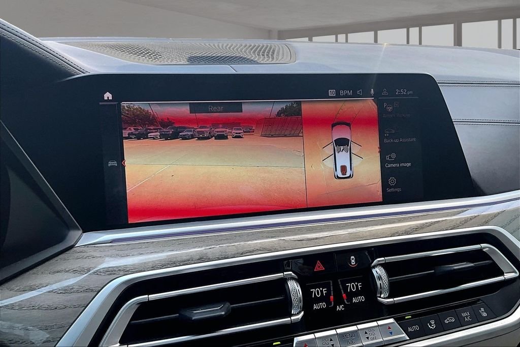Used 2020 White BMW M50i image 23