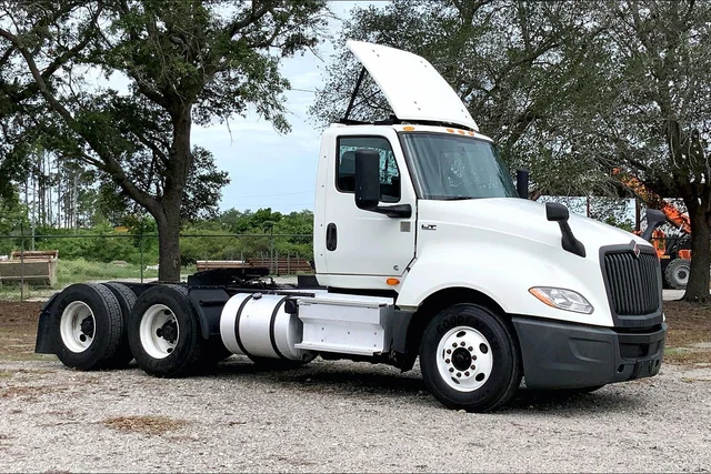 2021 International LT625 6x4 