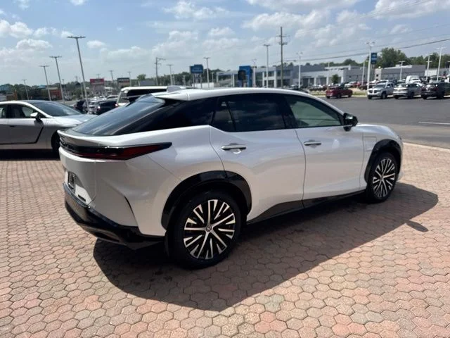 2026 Lexus RZ Premium - Photo 7