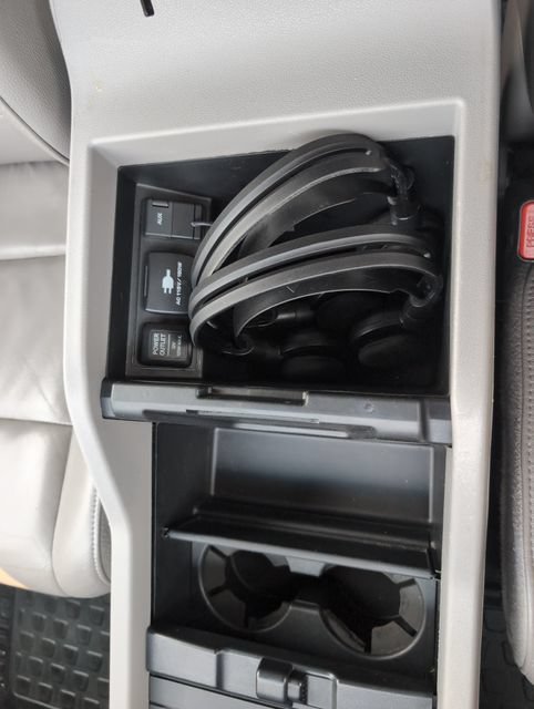 Used 2012 Crystal Black Pearl Honda Touring image 27