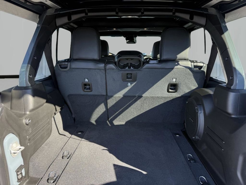 2025 Jeep Wrangler 4-Door Rubicon - Photo 31
