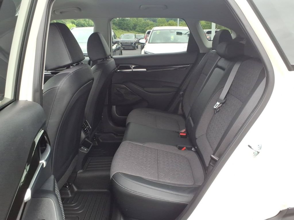 Used 2025 White Kia S image 16