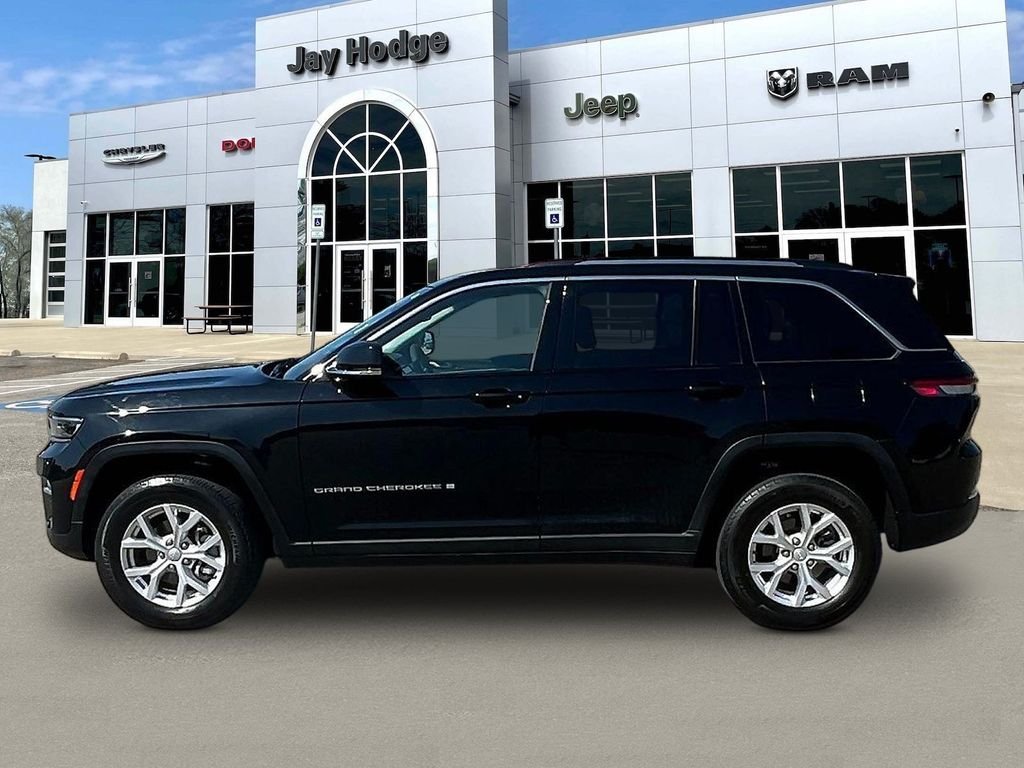 Used 2023 Black Jeep Limited image 8