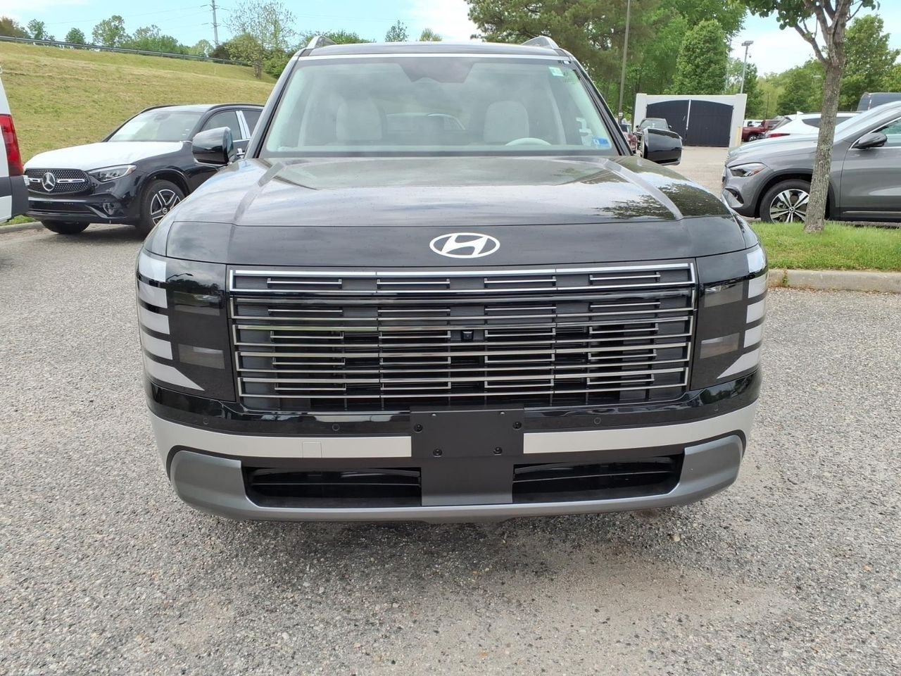 New 2026 Abyss Black Pearl Hyundai SEL Premium AWD image 4