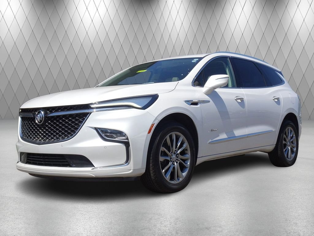 2024 Buick Enclave Avenir AWD's photo