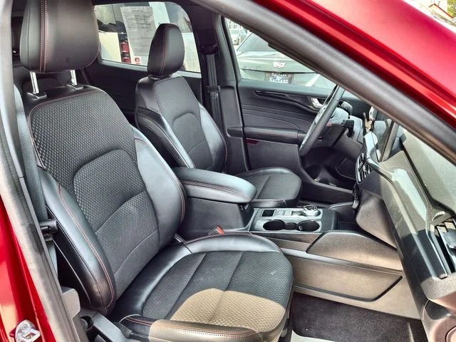 Used 2023 Red Metallic Ford ST-Line image 28