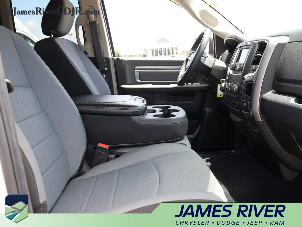 Used 2023 White Ram SLT image 9