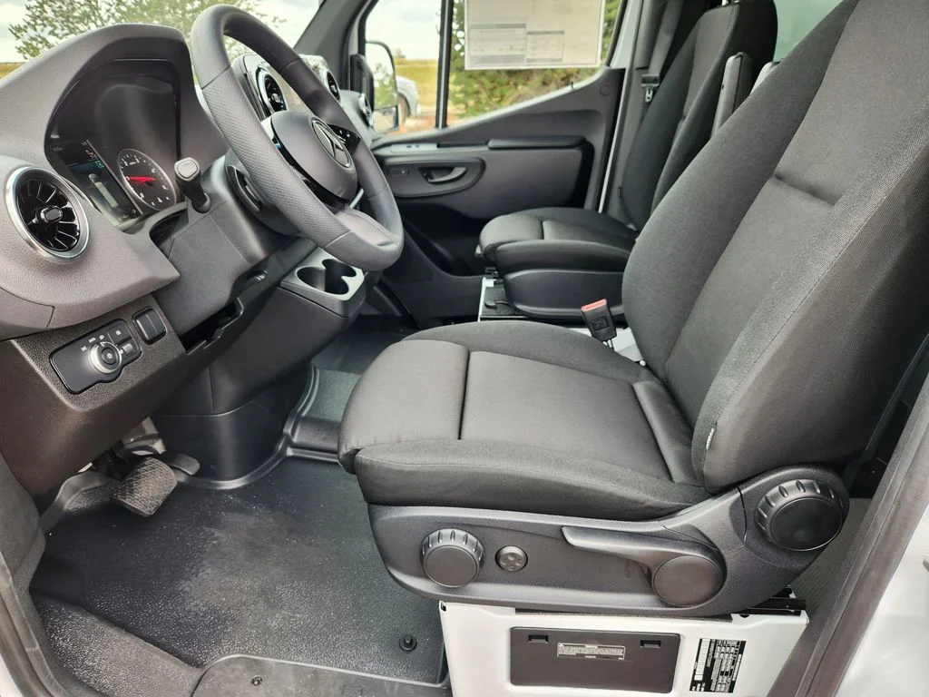 2026 Mercedes-Benz Sprinter Cargo Van Base - Photo 15