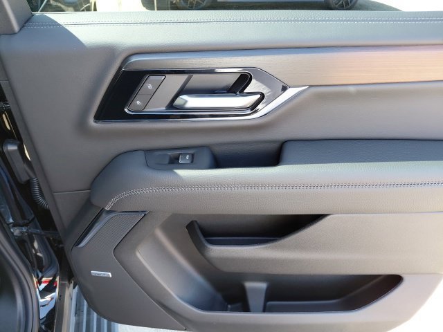 2026 GMC Yukon XL Denali - Photo 32