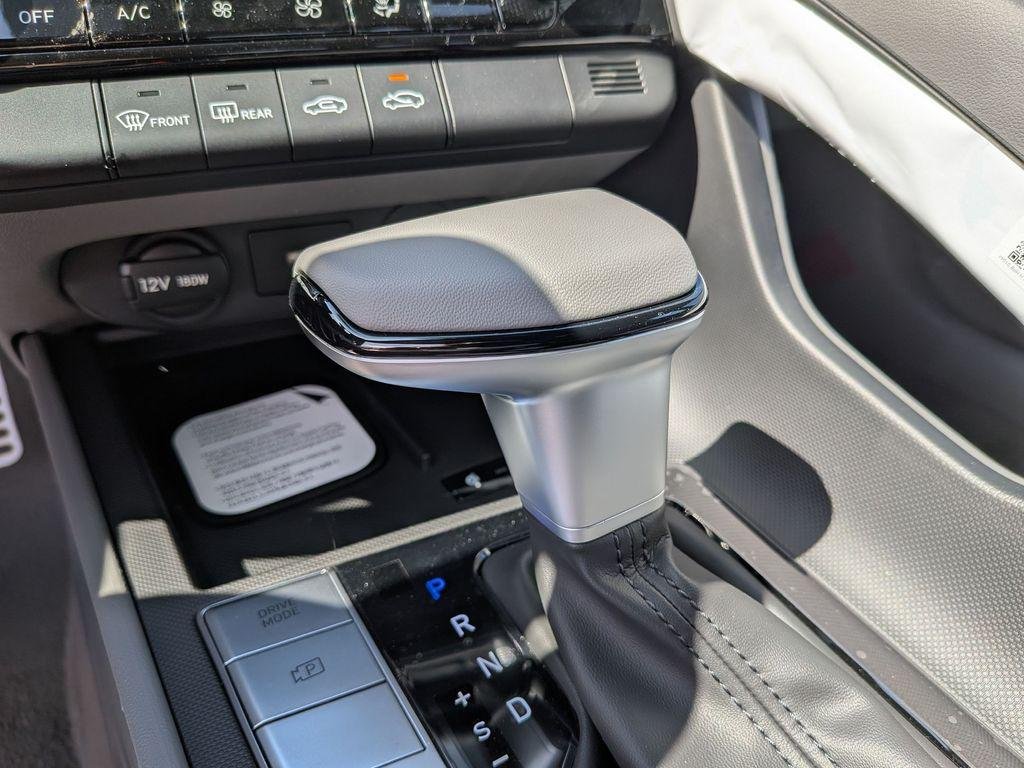 New 2026 Black Hyundai SEL Sport image 23