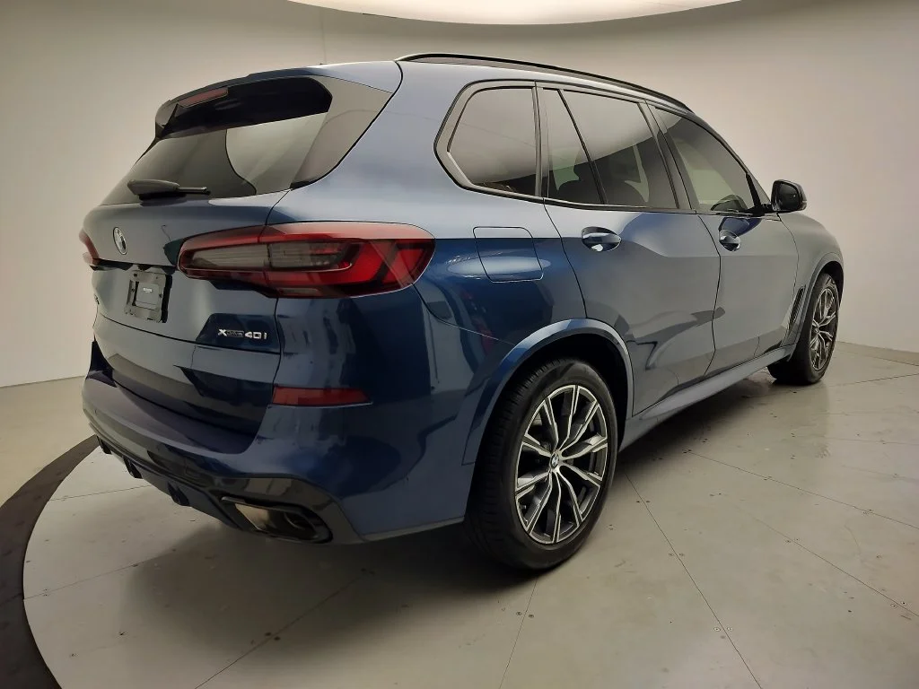 Certified Used 2023 Blue BMW xDrive40i image 3