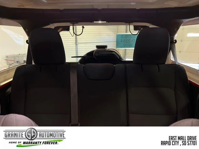 2023 Jeep Wrangler 4-Door Sahara - Photo 35