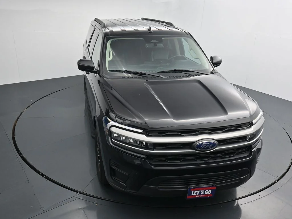 Used 2024 Black Ford XLT image 10