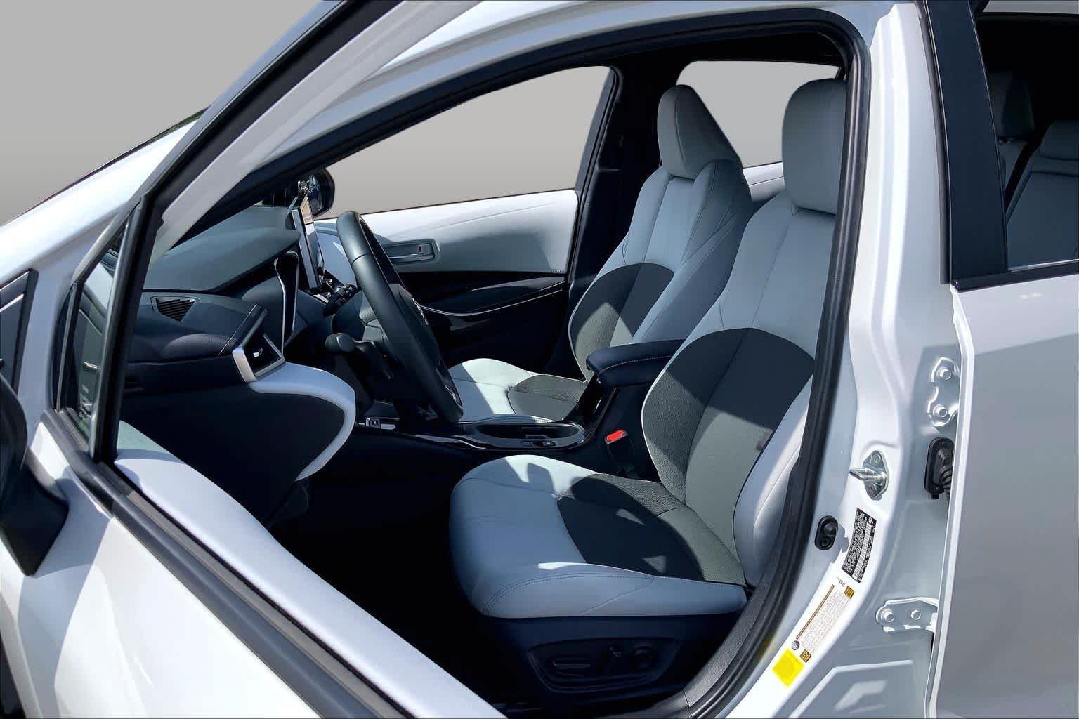 Used 2024 Wind Chill Pearl Toyota XSE image 8
