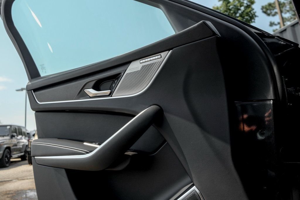 2026 Jaguar F-Pace R-Dynamic S - Photo 11