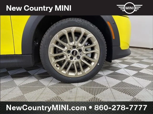 New 2026 Yellow MINI Signature Plus image 9
