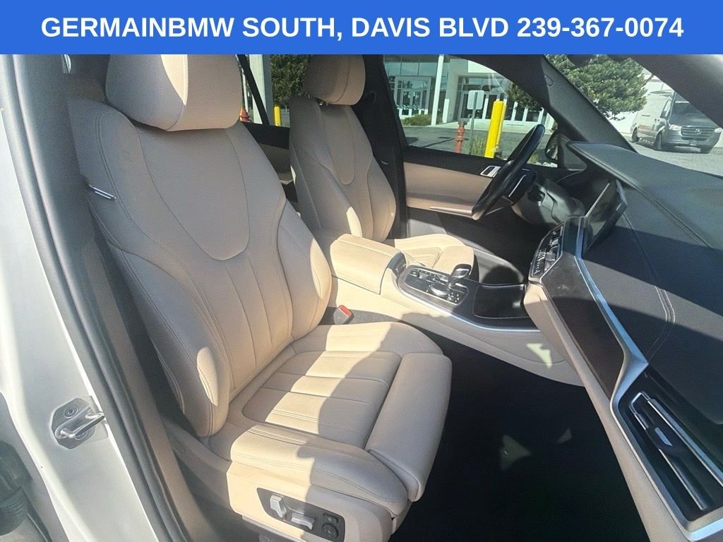Used 2022 Alpine White BMW xDrive40i image 25