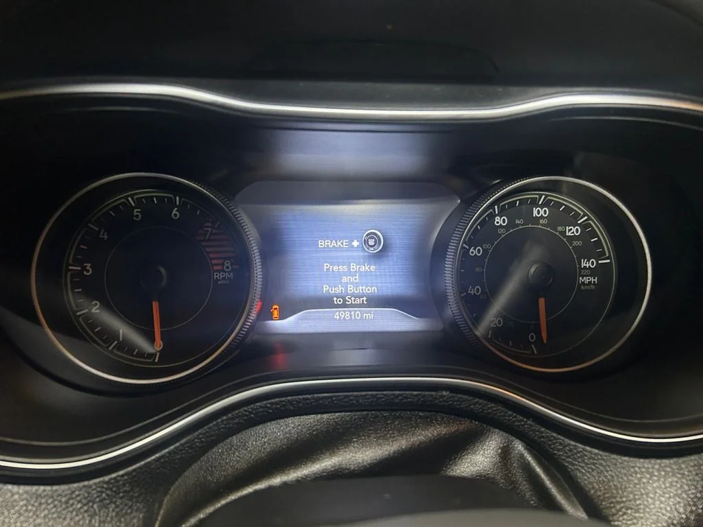 Used 2019 Velvet Red Pearlcoat Jeep Limited 4x4 image 24