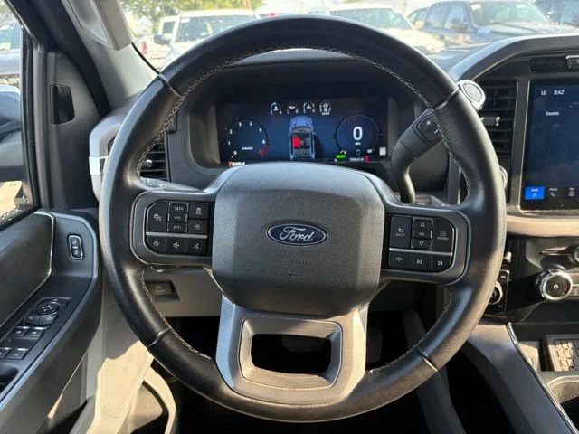 Used 2024 Gray Ford XLT image 17