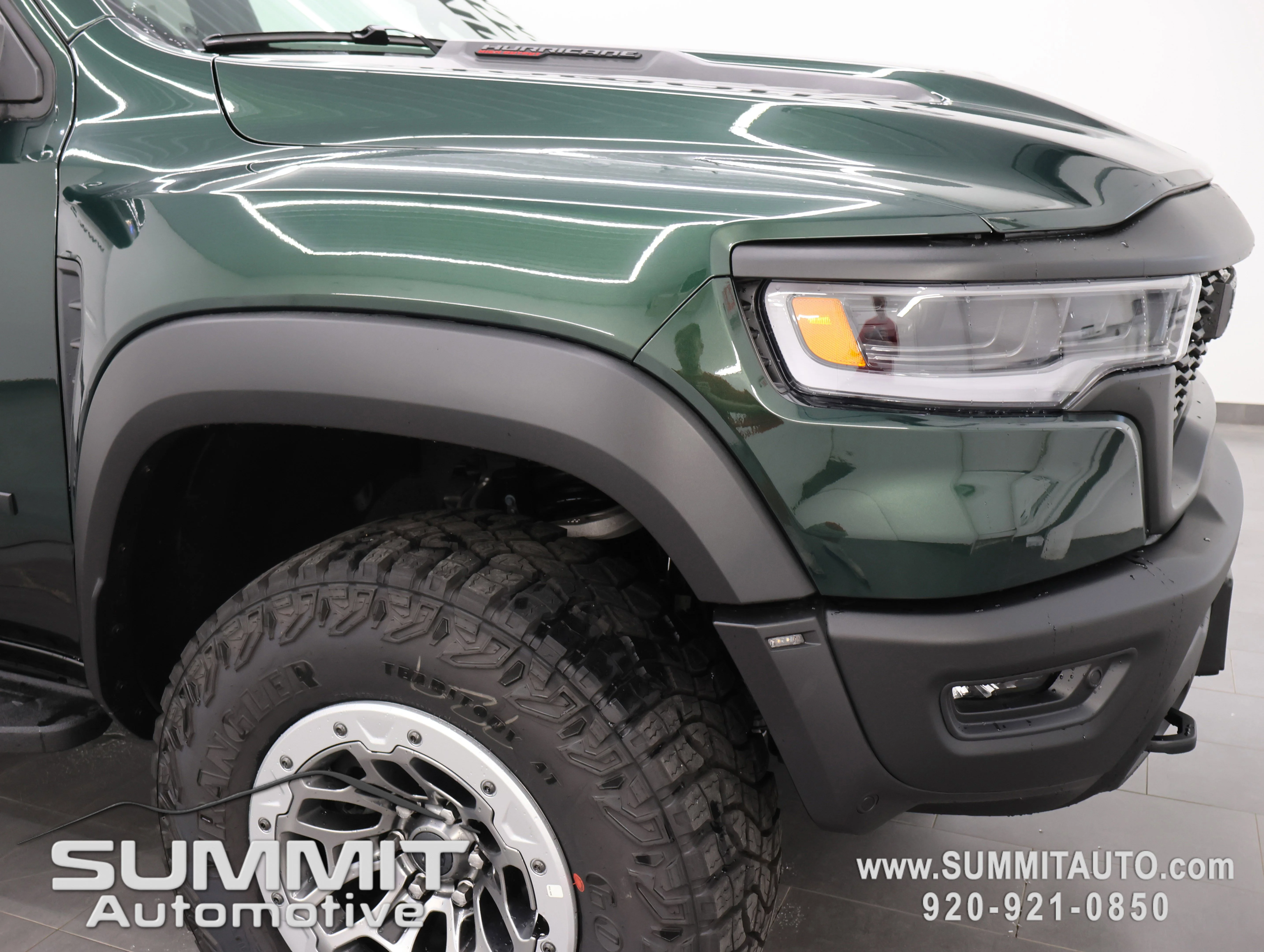 New 2026 Serrano-Green Metallic Exterior Paint RAM RHO image 29