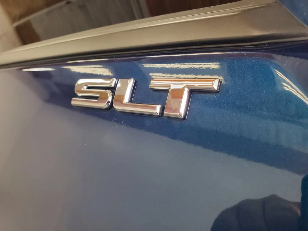 Used 2020 BLUE EMERALD METALLIC GMC SLT image 33