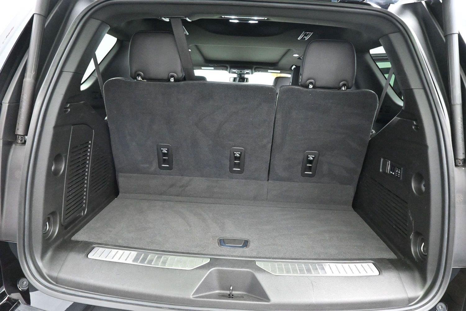 Used 2021 ONYX BLACK GMC Denali image 10