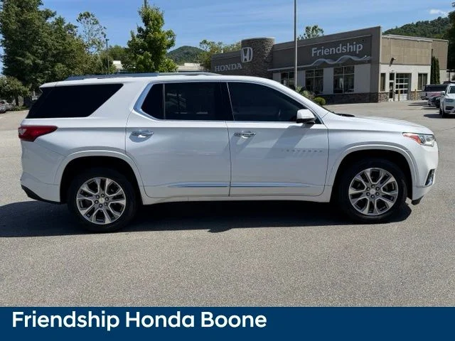Used 2018 Beige Chevrolet Premier image 4
