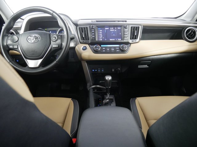Certified Used 2018 Blizzard Pearl Toyota Limited image 19
