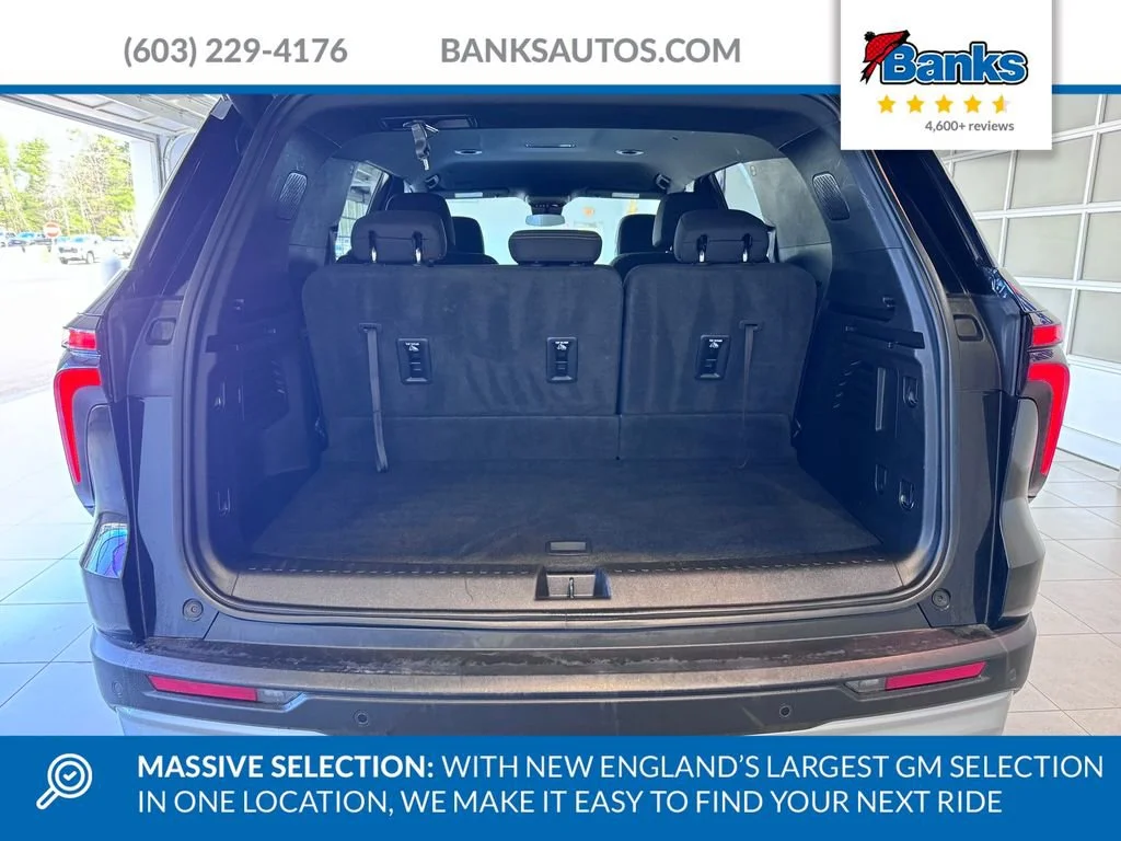 Certified Used 2024 Mosaic Black Metallic Chevrolet LT image 8