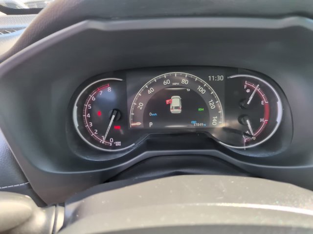 Certified Used 2025 Silver Toyota XLE image 18