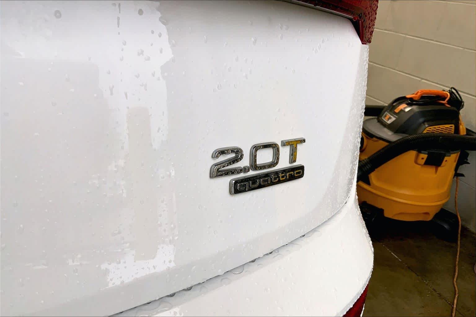 Used 2018 Ibis White Audi Premium Plus image 10