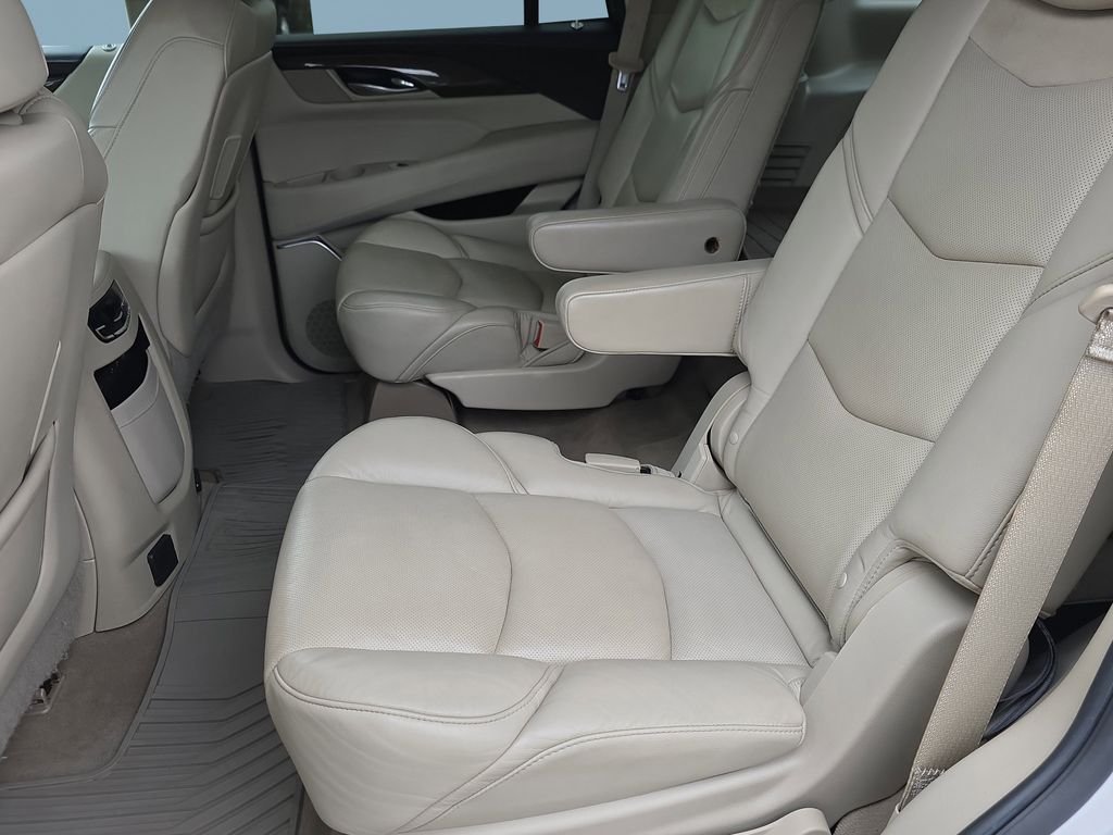 Used 2020 Crystal White Tricoat Cadillac Luxury image 35