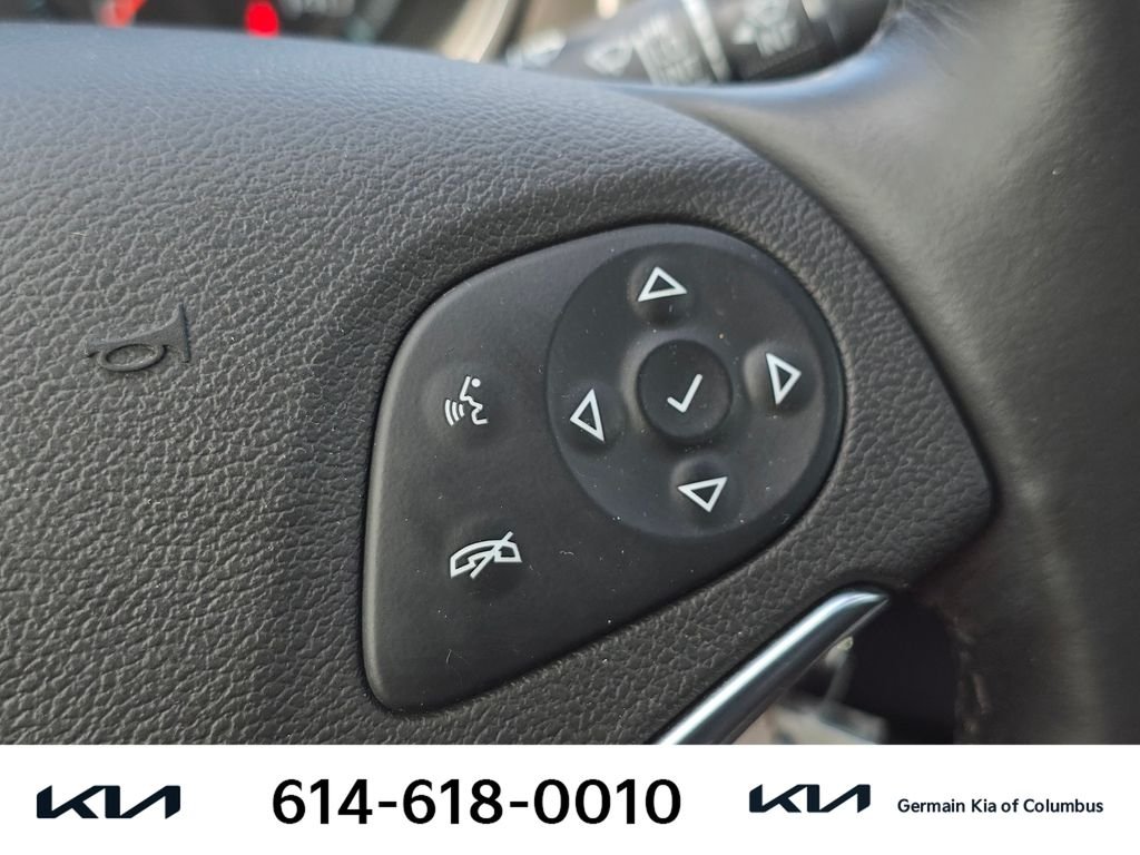 Used 2015 White Chevrolet LT image 32
